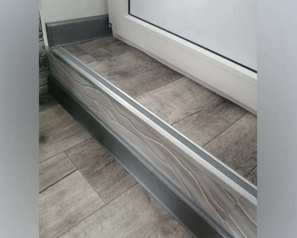 Порог одноуровневый ПС 08.900.15 Черный