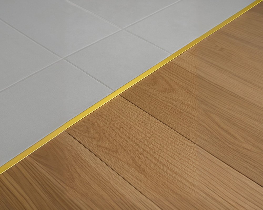 PVS90-04 Профиль Т-образный нержавеющая сталь Золото браш 14мм х 2.7м