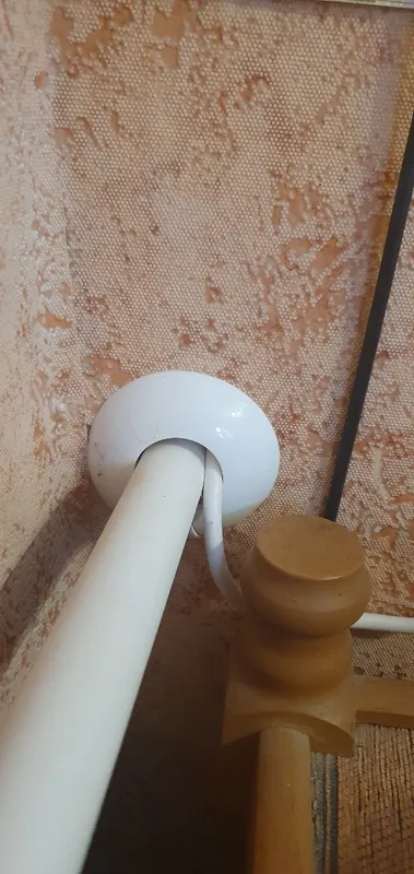 Обвод для труб универсальный ПВХ ИДЕАЛ Ф16-22 001 Белый