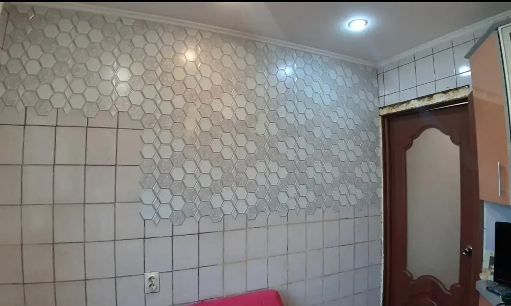 Панель ПВХ ГРЕЙС 973*492 10шт/уп Шестигранник Орхидеи. Цена указана за 4,8 м²