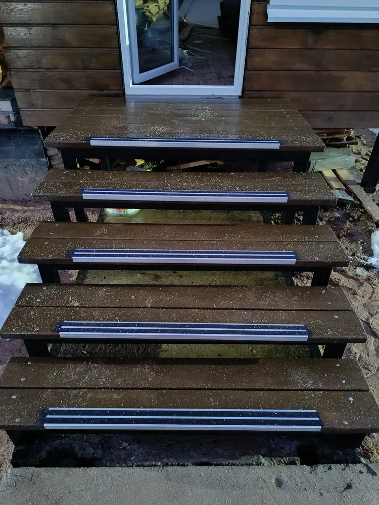 Порог угловой ПУ 70.2700.204л Бронза