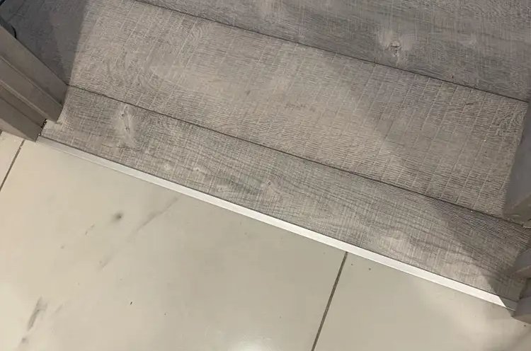 Порог одноуровневый ЛС 10.900.01л Серебро