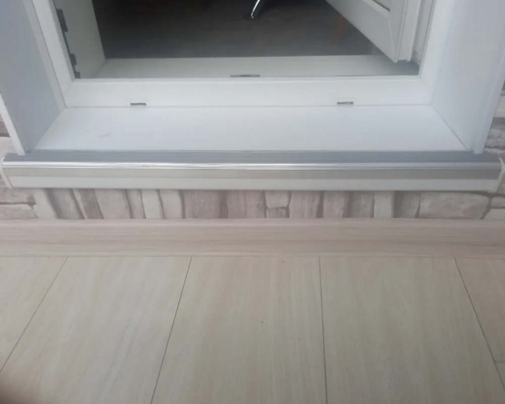 Порог одноуровневый ПС 08.1800.04л Бронза анод