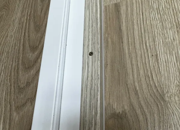 Порог угловой ПУ 05.900.094 Венге