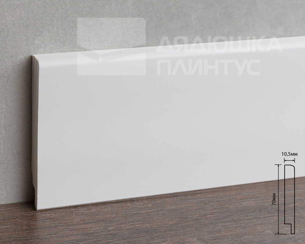 Плинтус из полистирола высокой плотности HI-WOOD B70N 70х10,5мм 2,0м