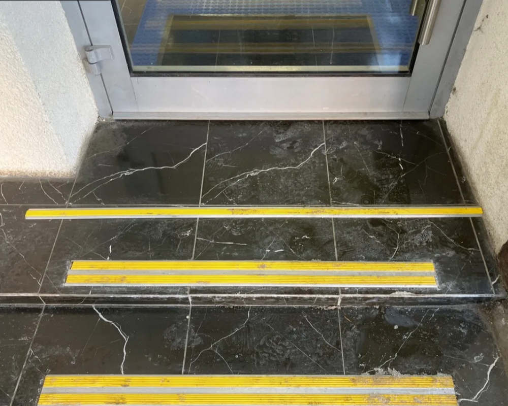 Порог одноуровневый ПС 08.1800.04 Бронза