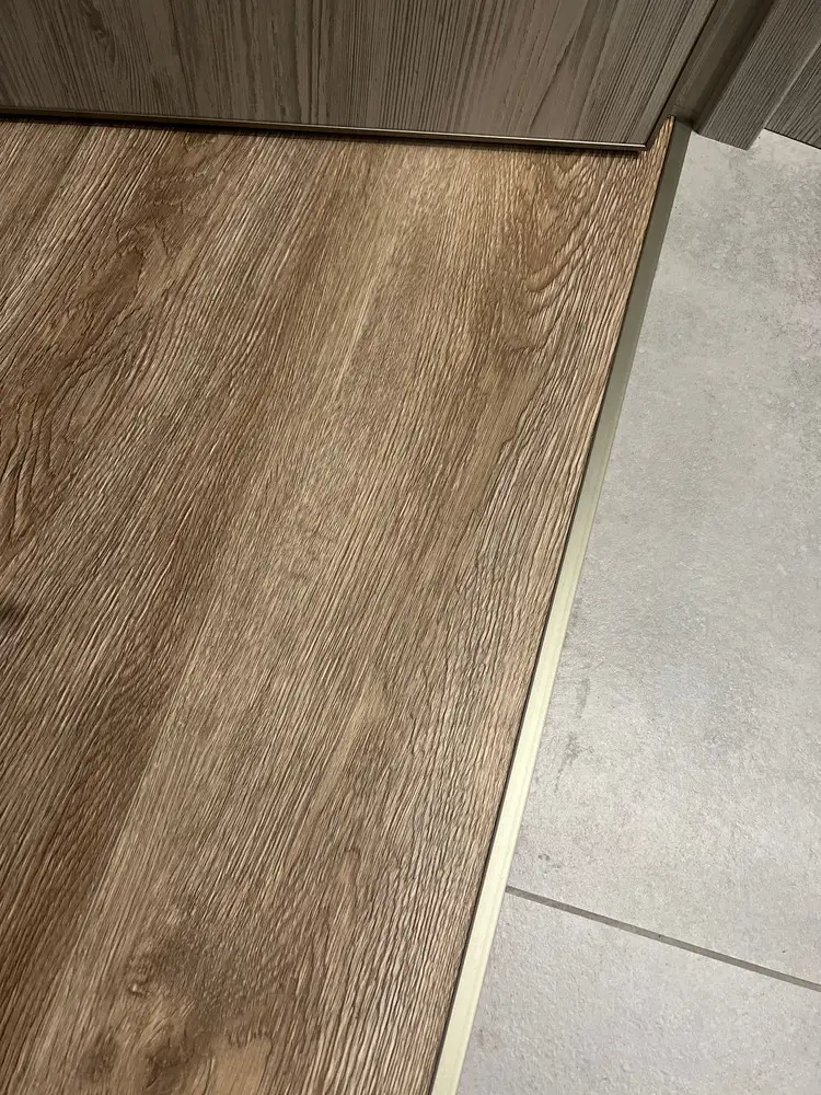 Профиль Т-образный латунь полированная 20мм 2,7м MSPCROL 209