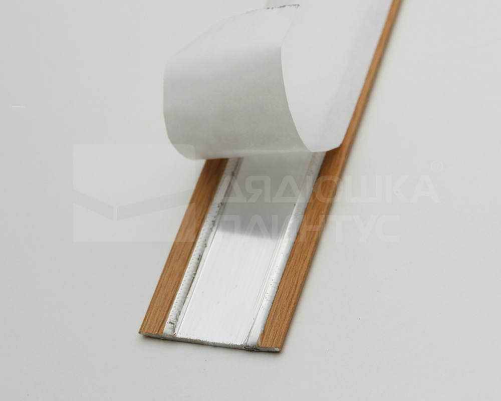 Самоклеящийся порог ЛС 35.1800.4083 Бук