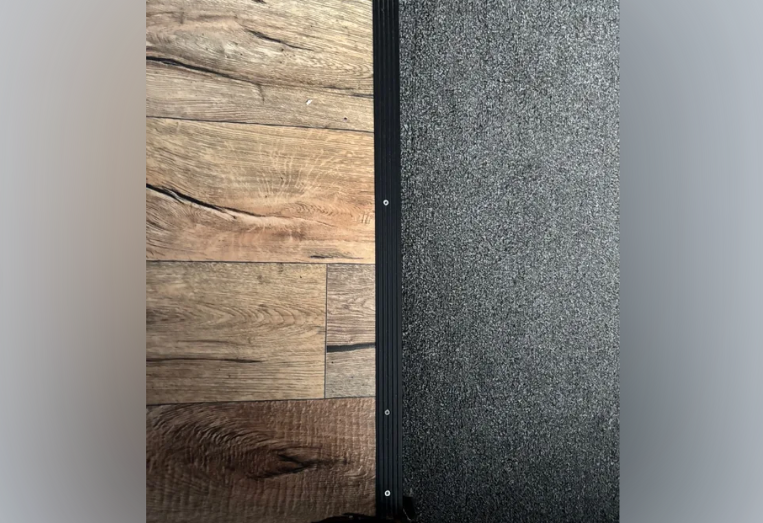 Порог угловой ПУ 04.1800.095 Дуб венге