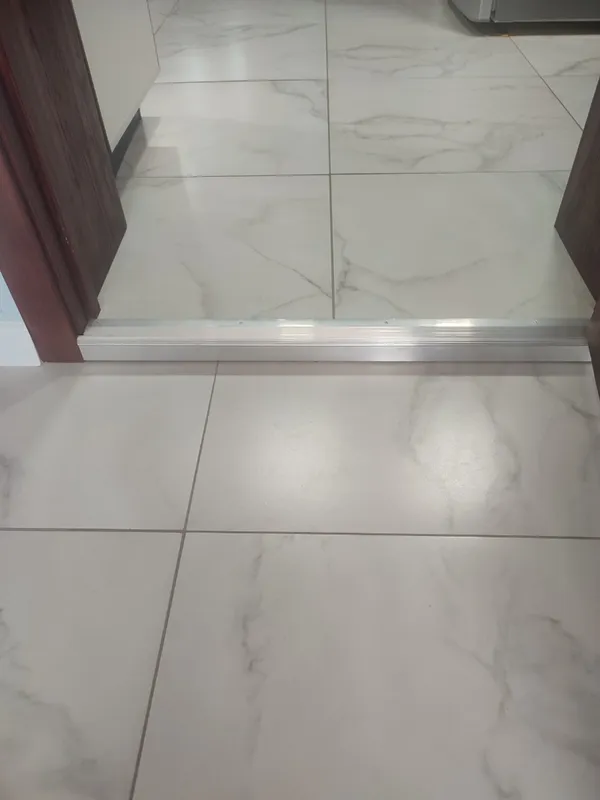 Порог угловой ПУ 02.900.083 Бук