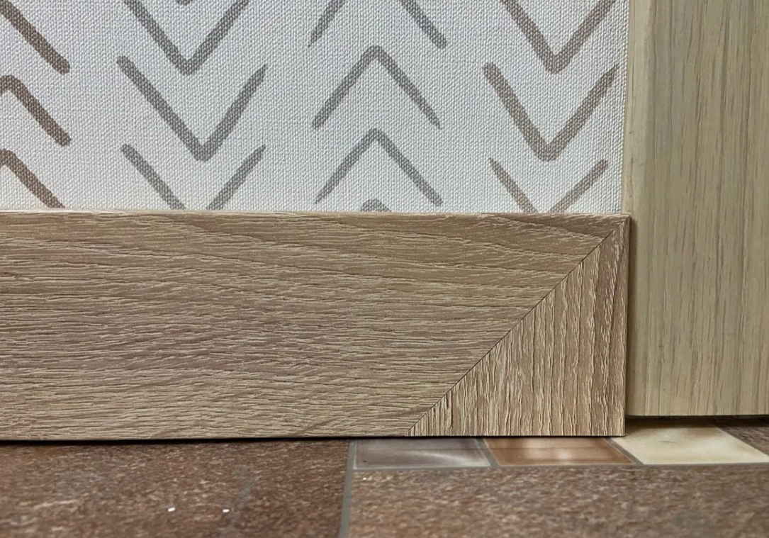 Плинтус ПВХ Рико Концепт 80мм 2,2м. 80208