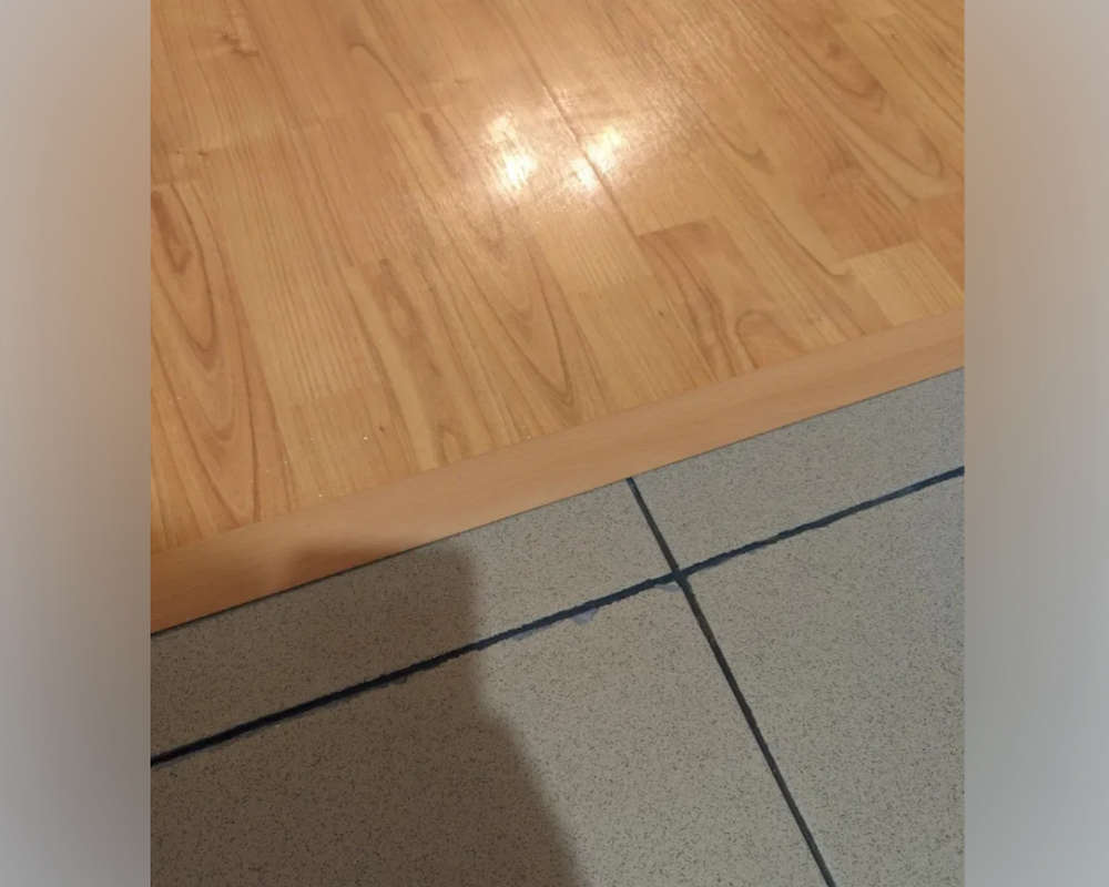 Самоклеящийся порог ЛС 35.1800.4083 Бук