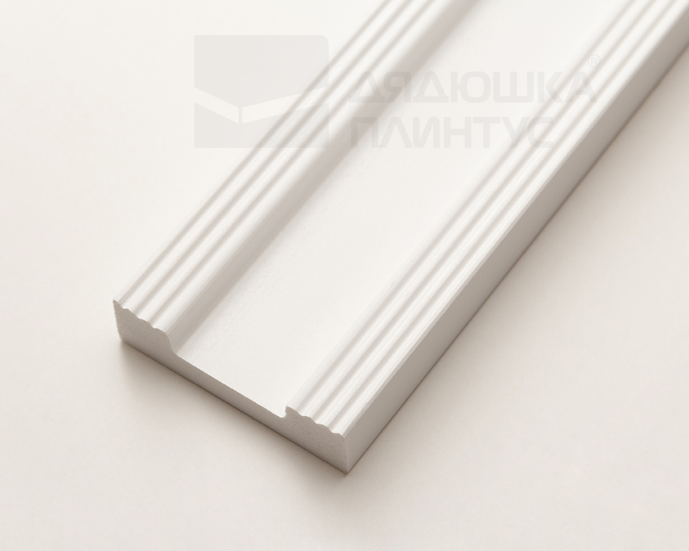 Молдинг Солид из полимера ультравысокой плотности 2 UHD 09/60D, белый, 2м