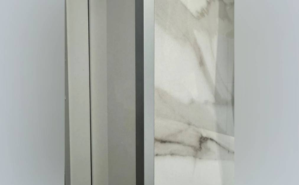 PV83-41 Профиль П-образный Муар Белый 10мм х 2.7м