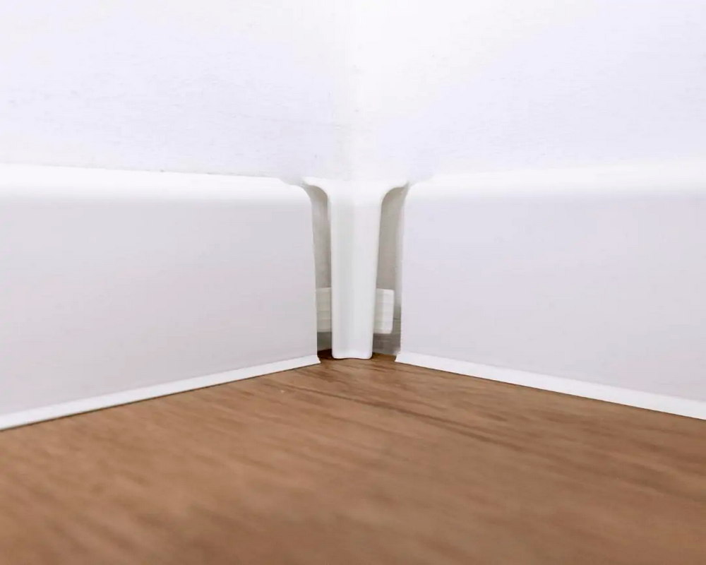 Плинтус Arbiton VIGO60 177  Дуб пекала 2,2 м