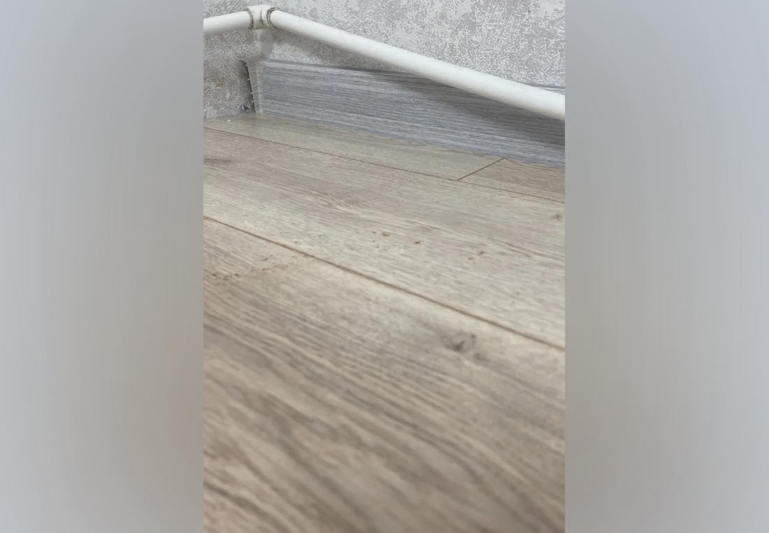 Плинтус ПВХ Волшебная палочка 70мм Home 2,2м 7014