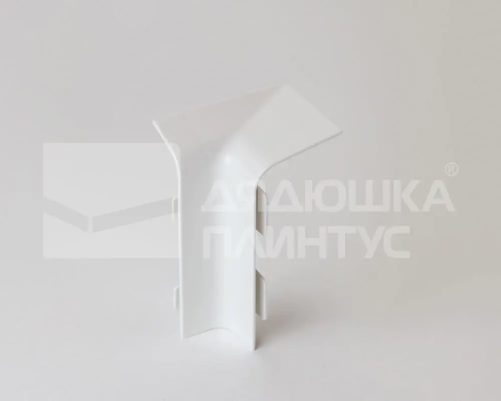 Угол внутренний правый для плинтуса ПВХ Аква 20*37 Белый