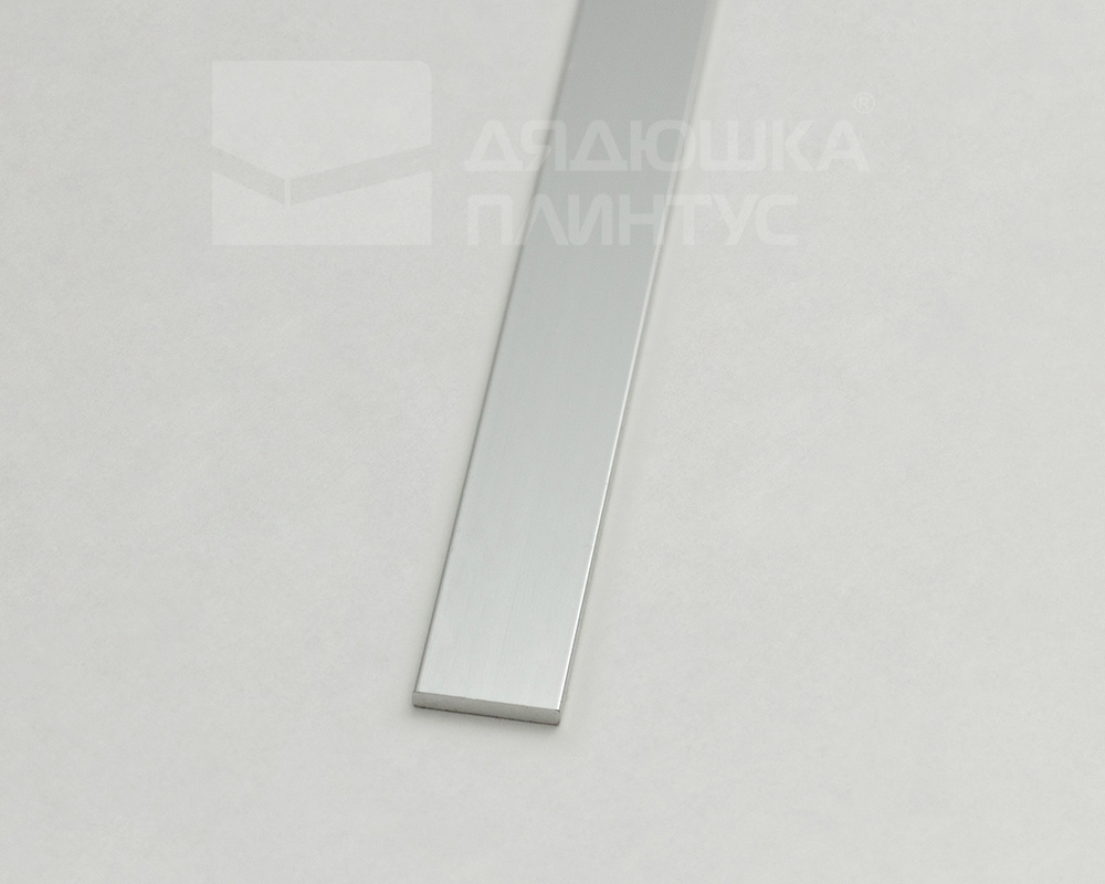 Полоса алюминиевая 10х1,5 мм серебро/глянец 2,7 м