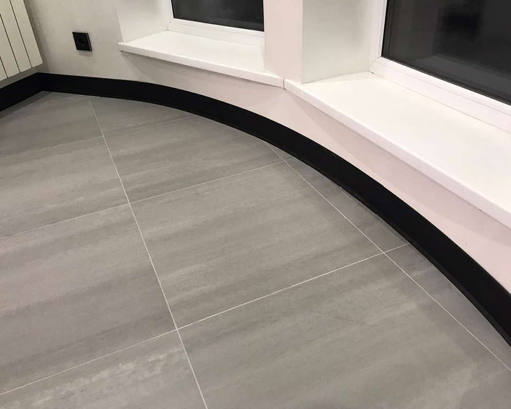 Плинтус ХДФ Dollken S60 60 мм х 2,575м 1001 Чёрный