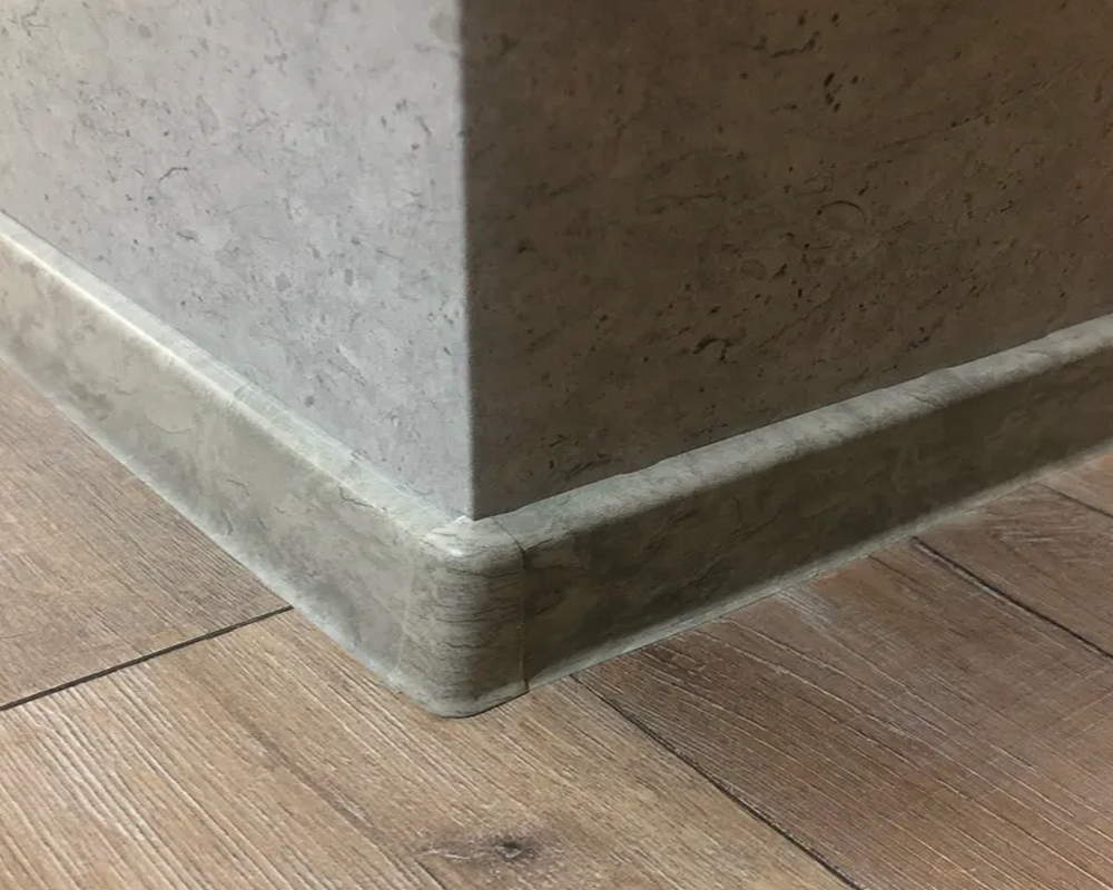 Плинтус ПВХ Волшебная палочка 70мм Home 2,2м 7029