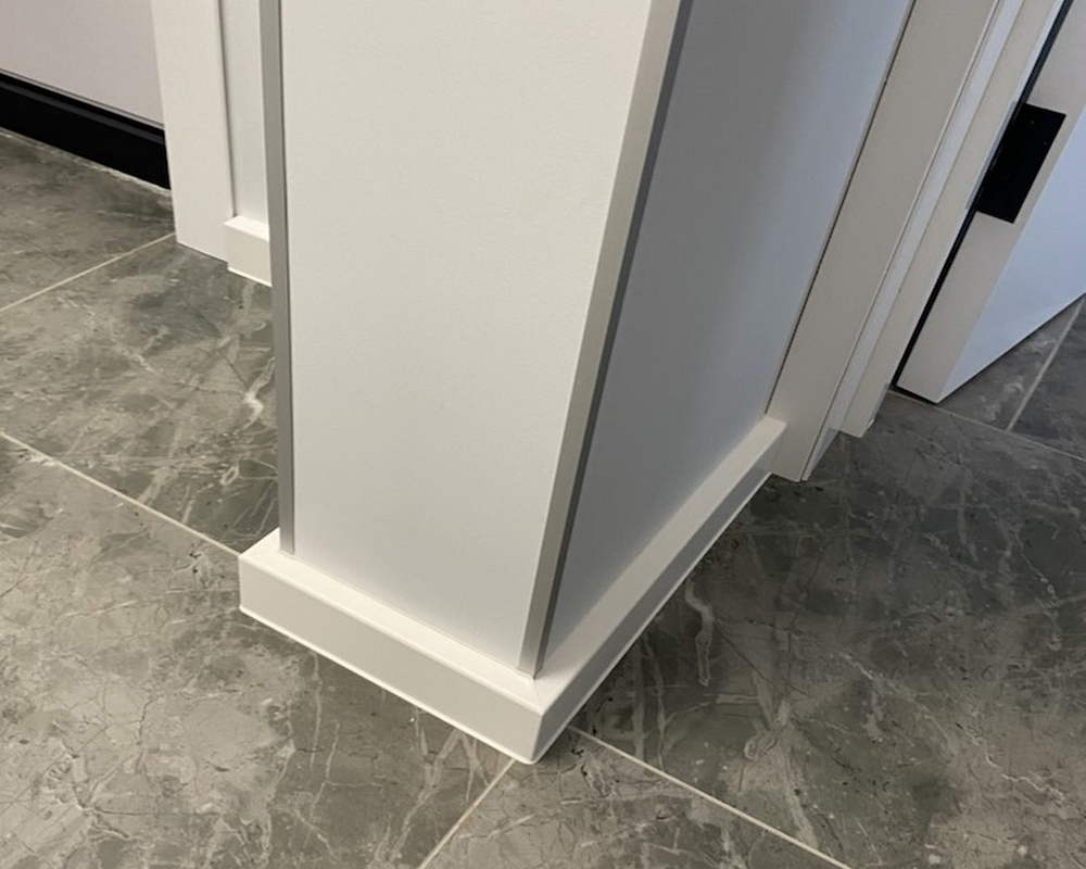 Плинтус ХДФ Dollken Cubu Flex Life XL 80 мм х 2,5 м 5012 Белый