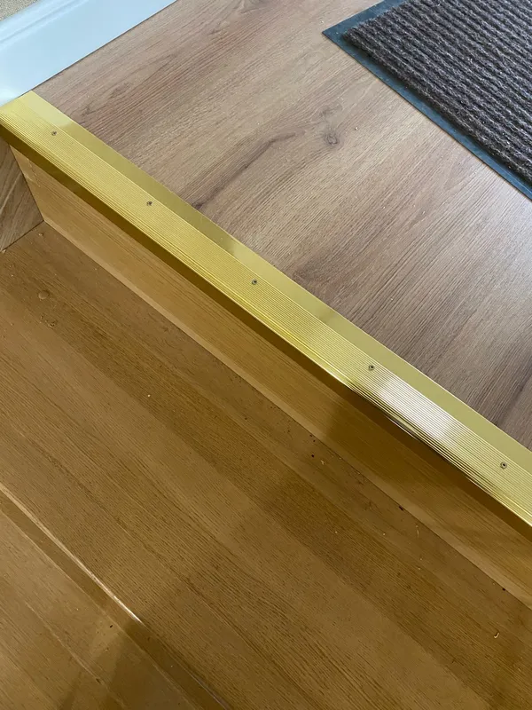 Порог угловой ПУ 02.1800.095 Дуб венге