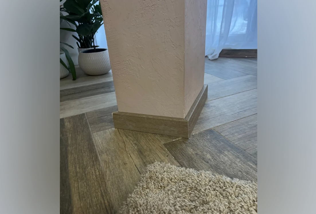 Плинтус ПВХ Рико Концепт 80мм 2,2м. 80208