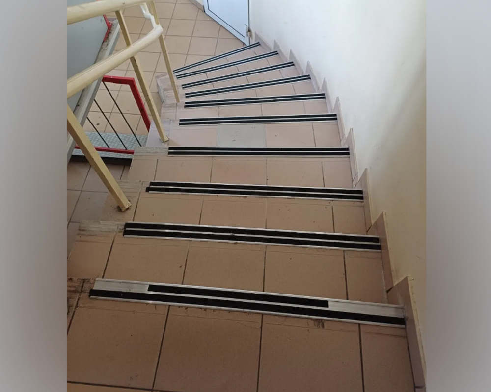 Порог одноуровневый ПС 08.2700.04 Бронза